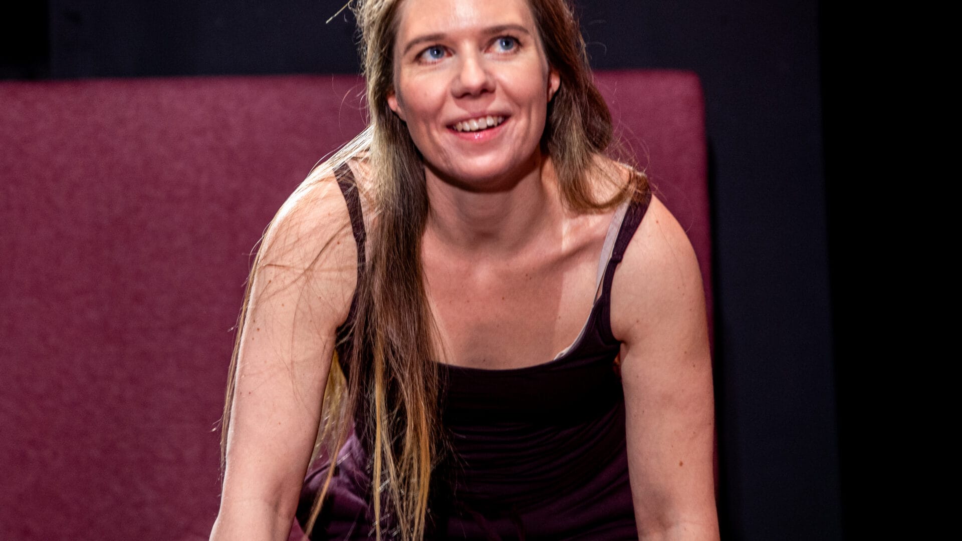 Nina Dahn i Jonah av Rachel Bonds på Playhouse Teater